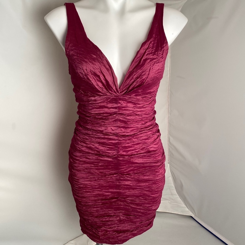 Nicole Miller Raspberry Metallic Ruched Deep V Neckline Cocktail Dress 10